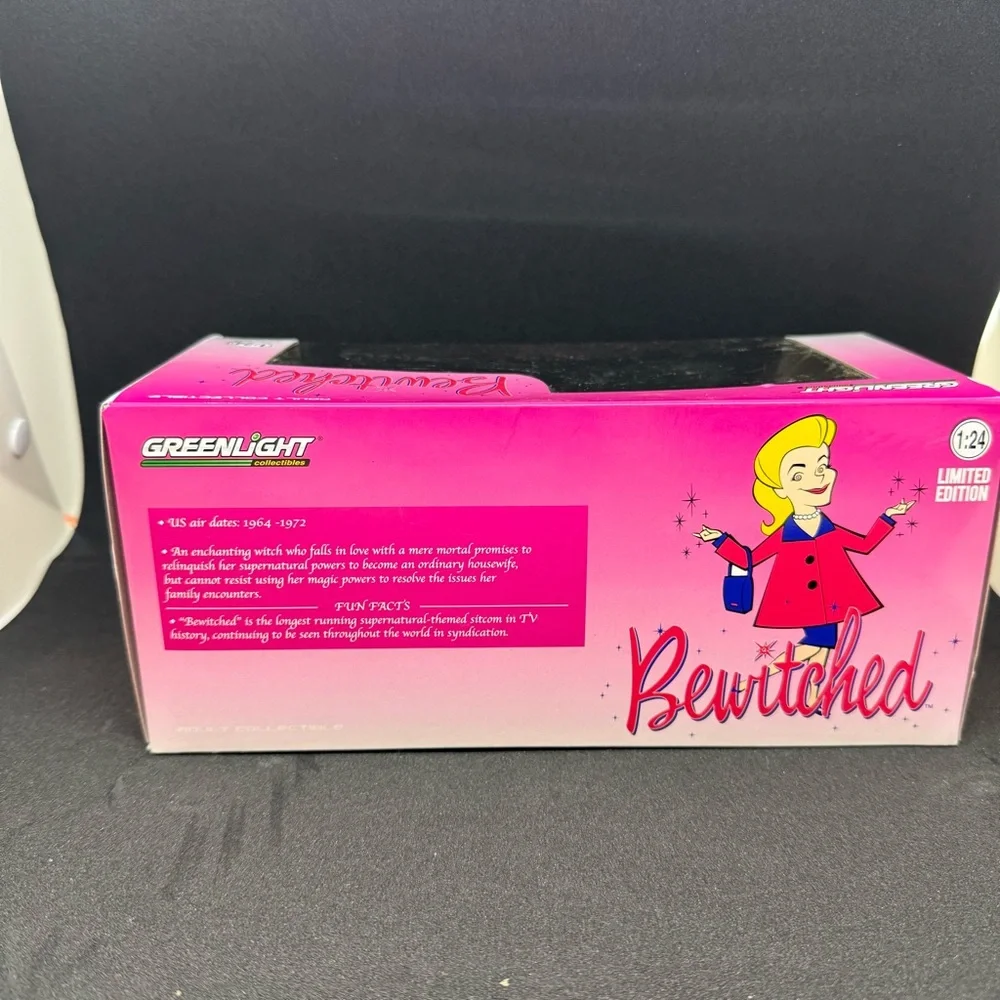 RARE Greenlights “Bewitched” 1969 Green Camaro 1:24 scale - Picture 5 of 9